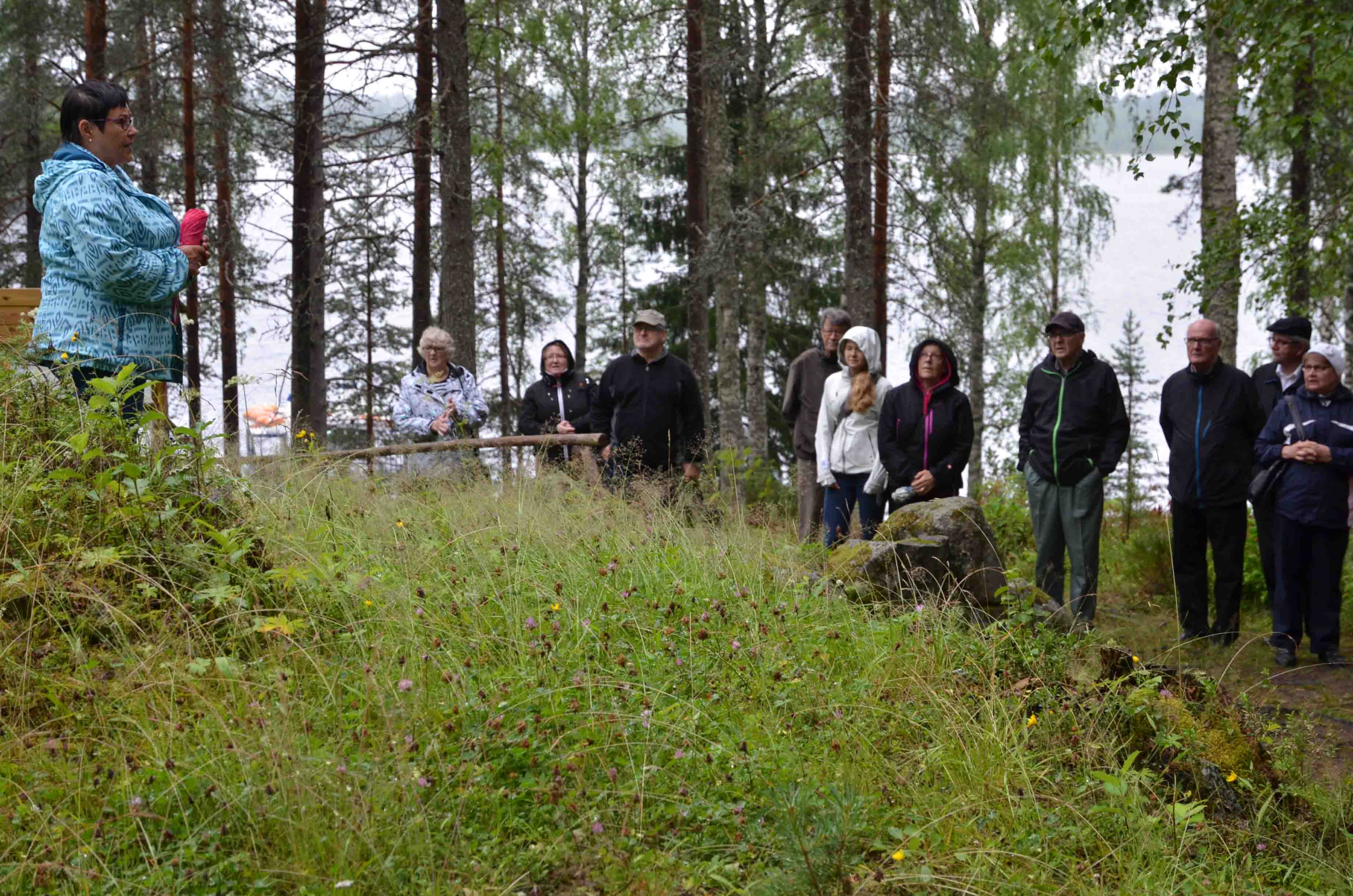 Opas Eija Juntunen kertoo korpikirjailija Ilmari Kiannon värikkäästä elämästä Turjanlinnassa.