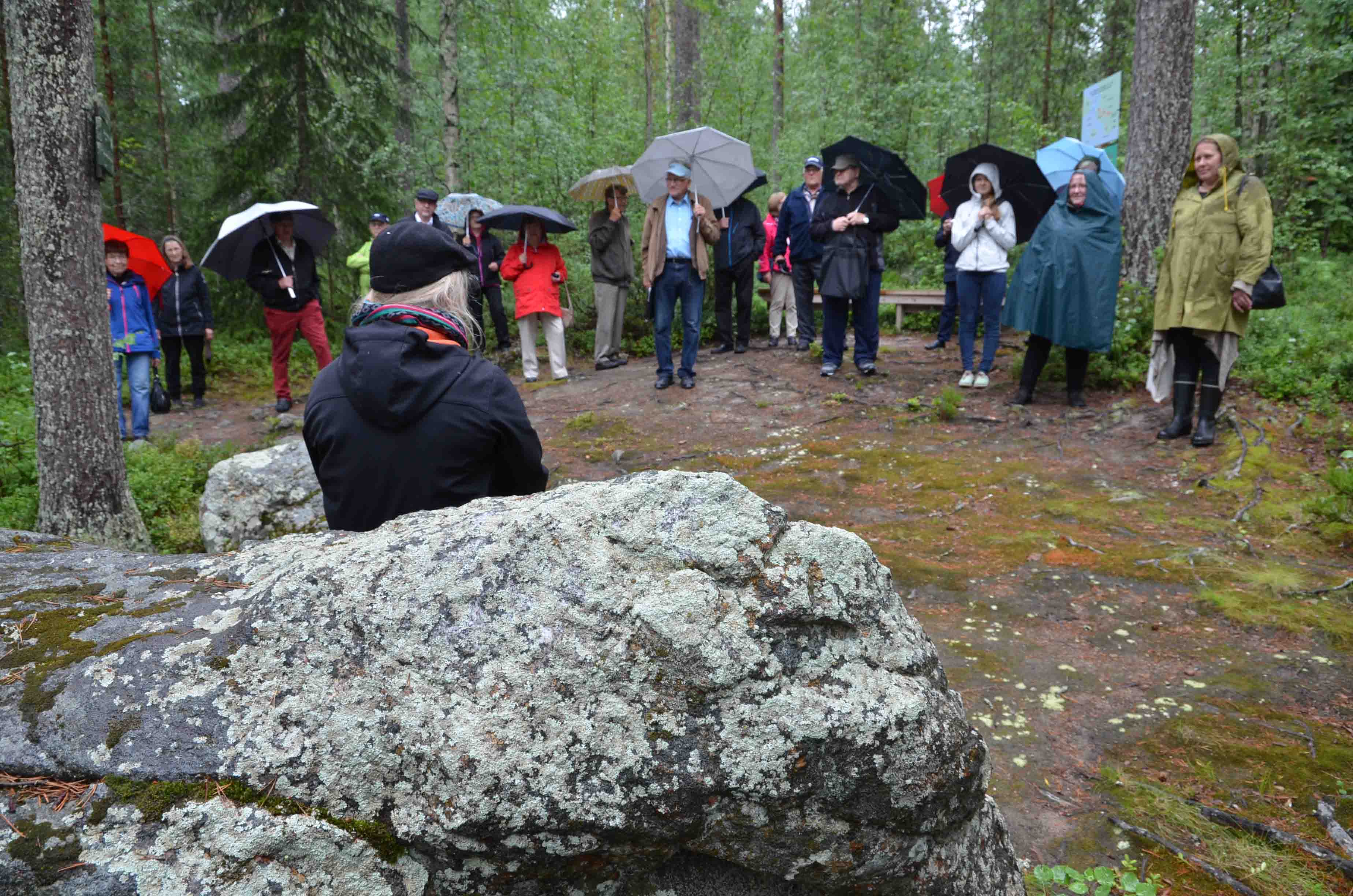 'Pikku pojan kirkossa' hiljennyttiin ja laulettiin Turjanlinnassa.